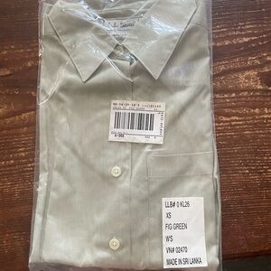 Ll bean fig green long sleeve blouse